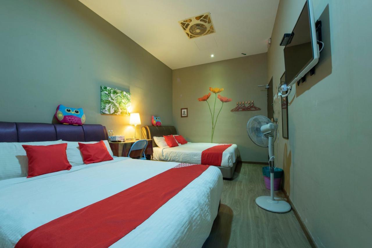 Oyo 90231 Hotel By The Park Plt Johor Bahru Bagian luar foto