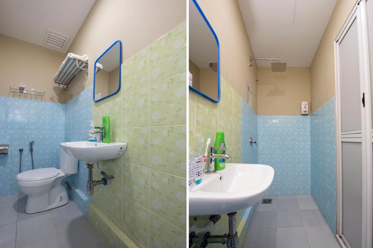 Oyo 90231 Hotel By The Park Plt Johor Bahru Bagian luar foto