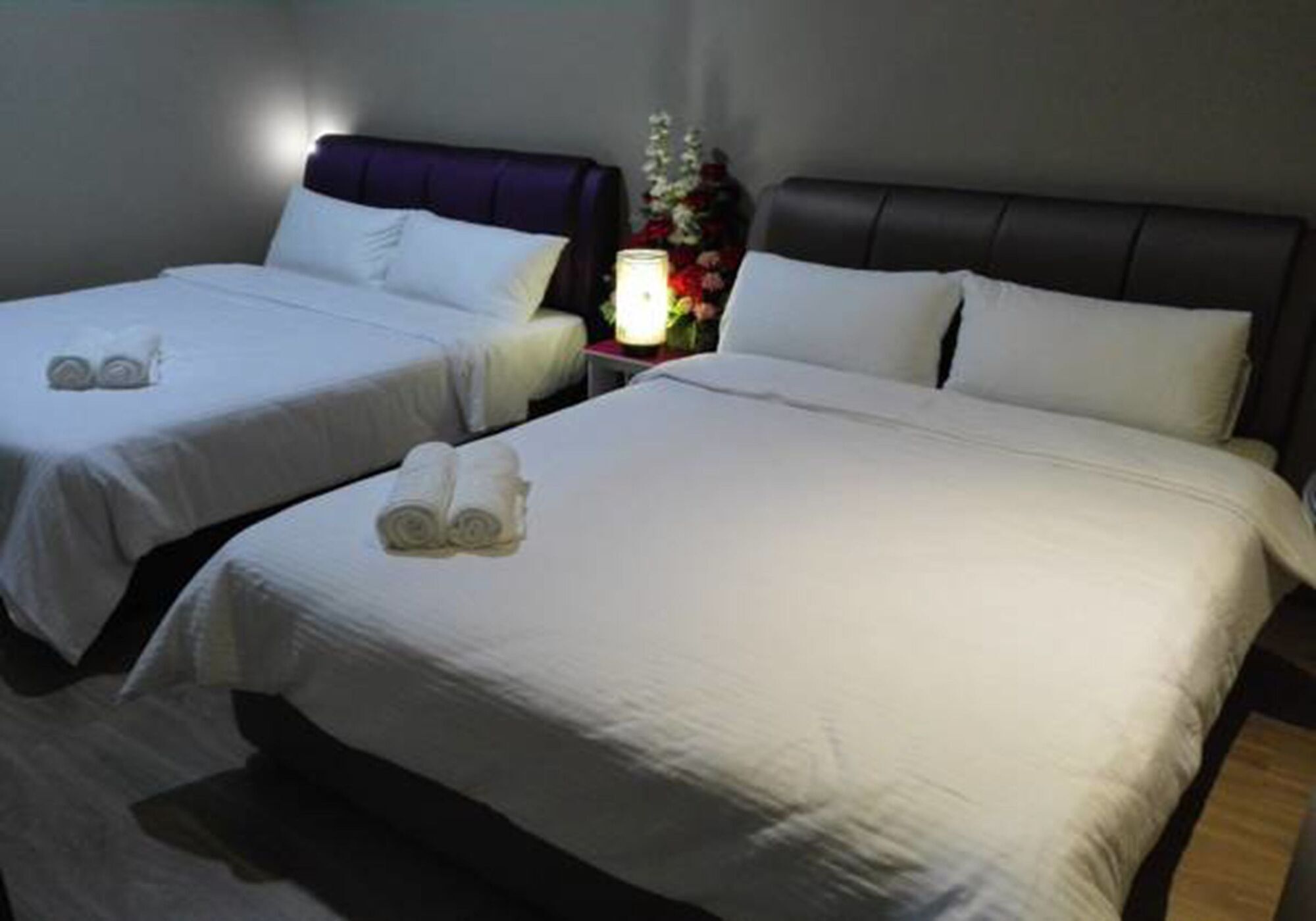 Oyo 90231 Hotel By The Park Plt Johor Bahru Bagian luar foto